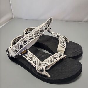 Teva White Aztec Print Outdoor Sandals Hiking 6 Ladies